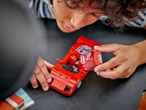 LEGO Speed Champions 76934 Supersamochód Ferrari F40 LEGO Speed Champions 76934 Supersamochód Ferrari F40