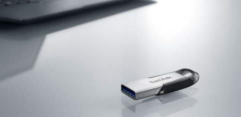 SANDISK ULTRA FLAIR 512GB 150MB/s USB 3.0 SANDISK ULTRA FLAIR 512GB 150MB/s USB 3.0