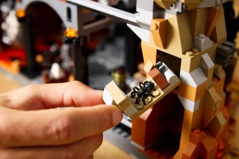 LEGO ICONS 10333 Władca pierścieni: Barad-dur LEGO ICONS 10333 Władca pierścieni: Barad-dur